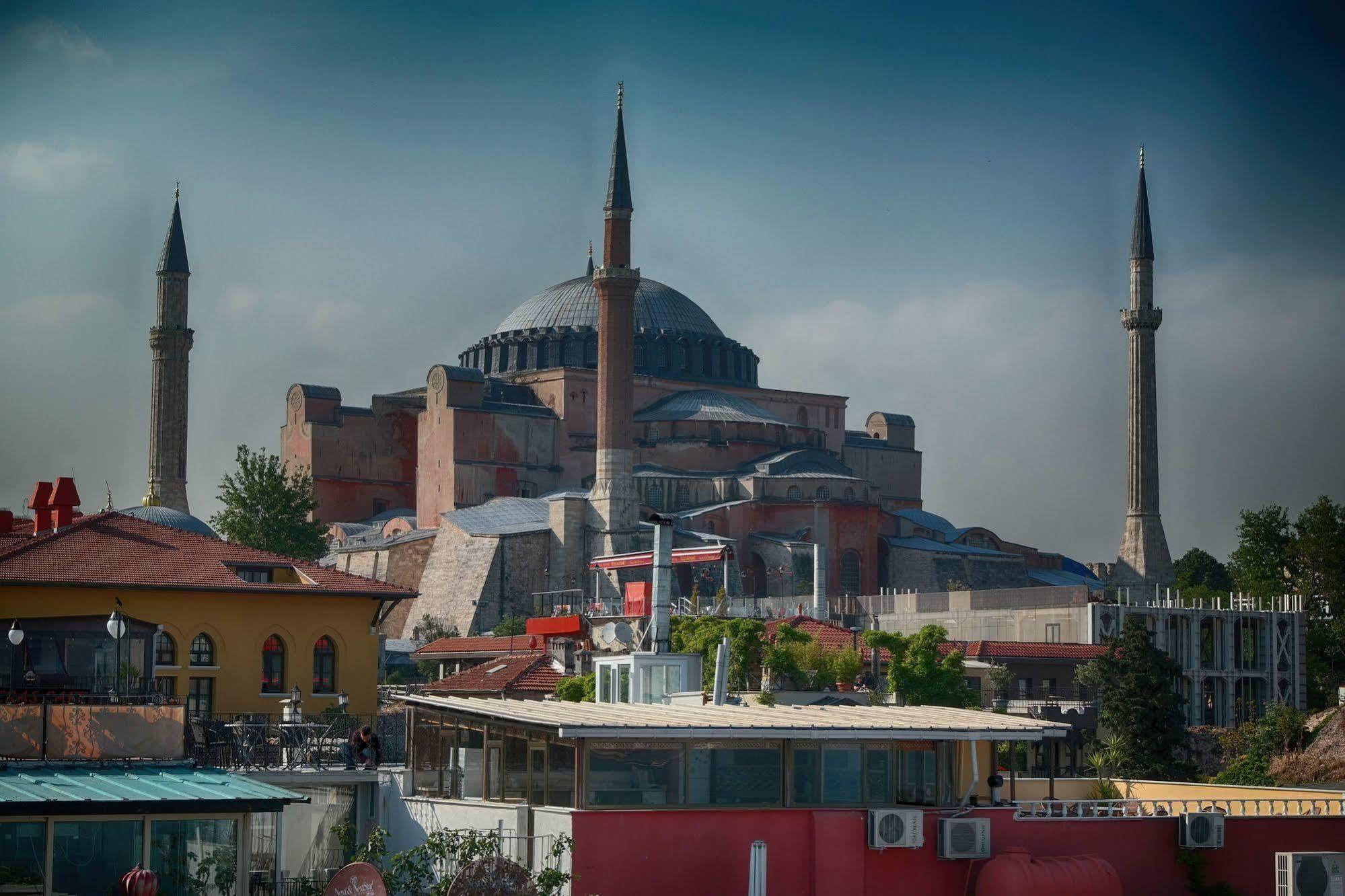 Mytra Hotel Istanbul Exterior photo